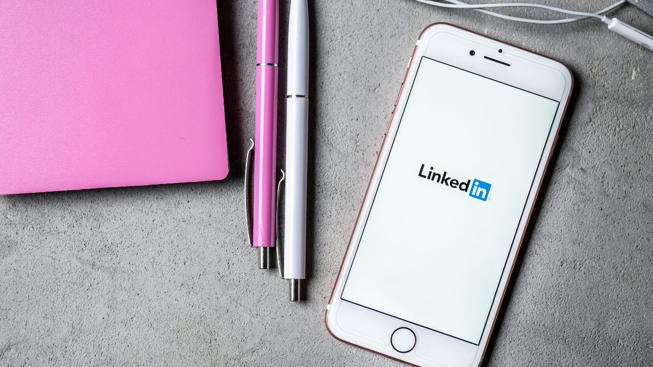 LinkedIn Etiquette 101: Connect, Engage, and Thrive in Your Industry